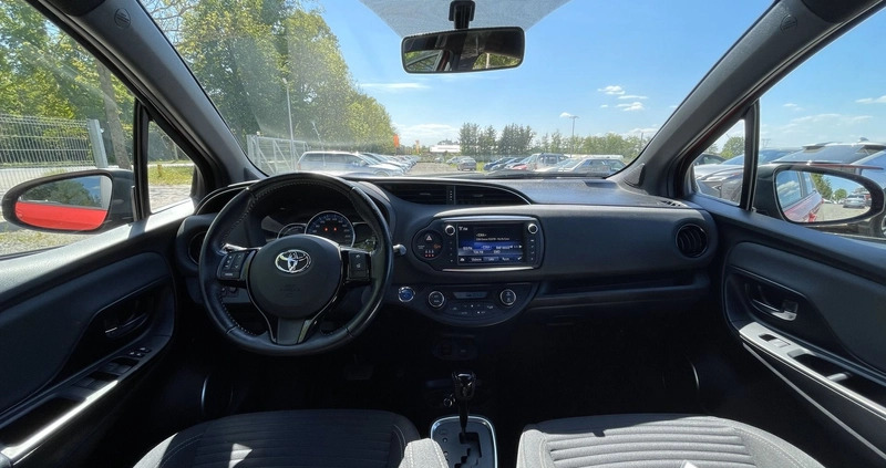 Toyota Yaris cena 58900 przebieg: 75699, rok produkcji 2016 z Dobrzany małe 92